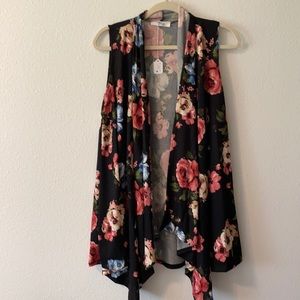 Local boutique floral tank top cover up, size M